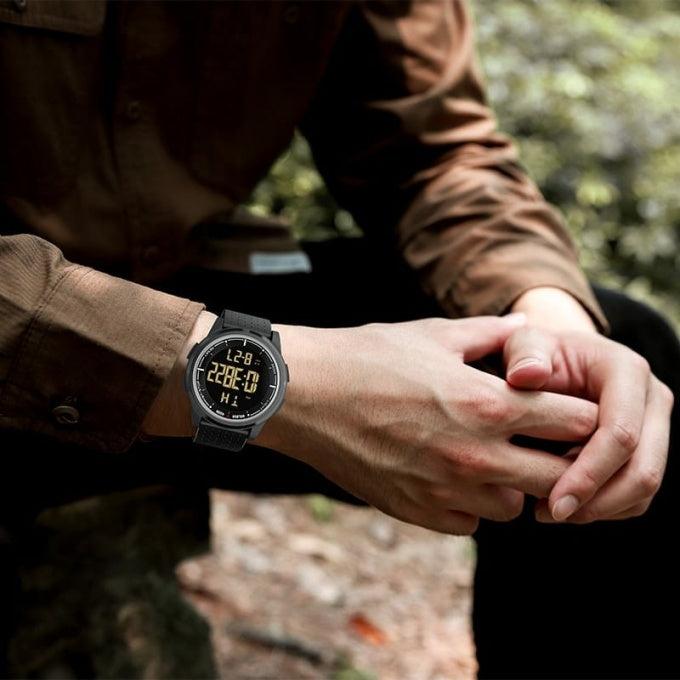 Montre militaire digitale à carrure métallique - Top Militaire