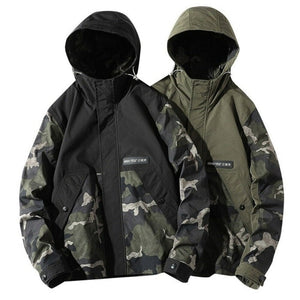 Veste coupe vent camouflage à capuche