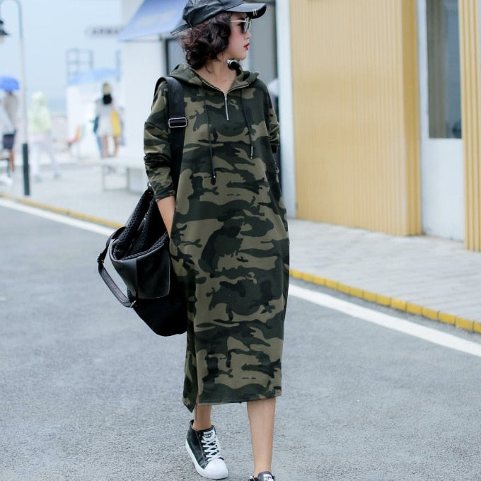 Robe matière sweat-shirt à capuche style militaire femme - Top Militaire