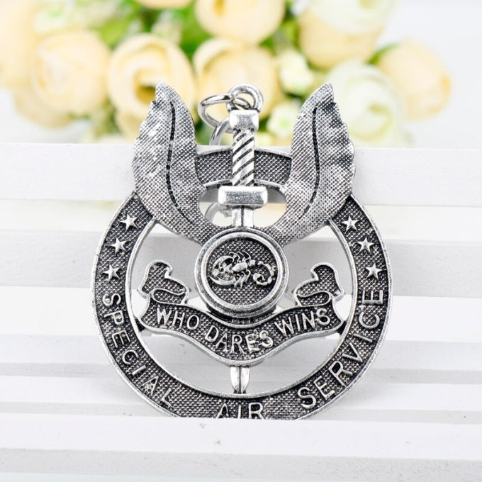 Porte-clés militaire “who dares wins” - Top Militaire
