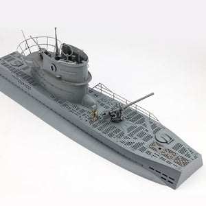 Maquette bateau militaire