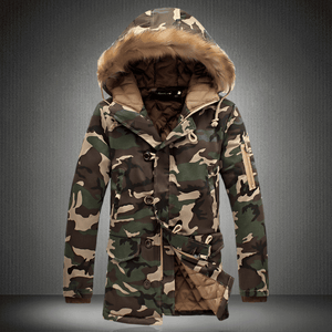 Manteau militaire camouflage capuche à fourrure